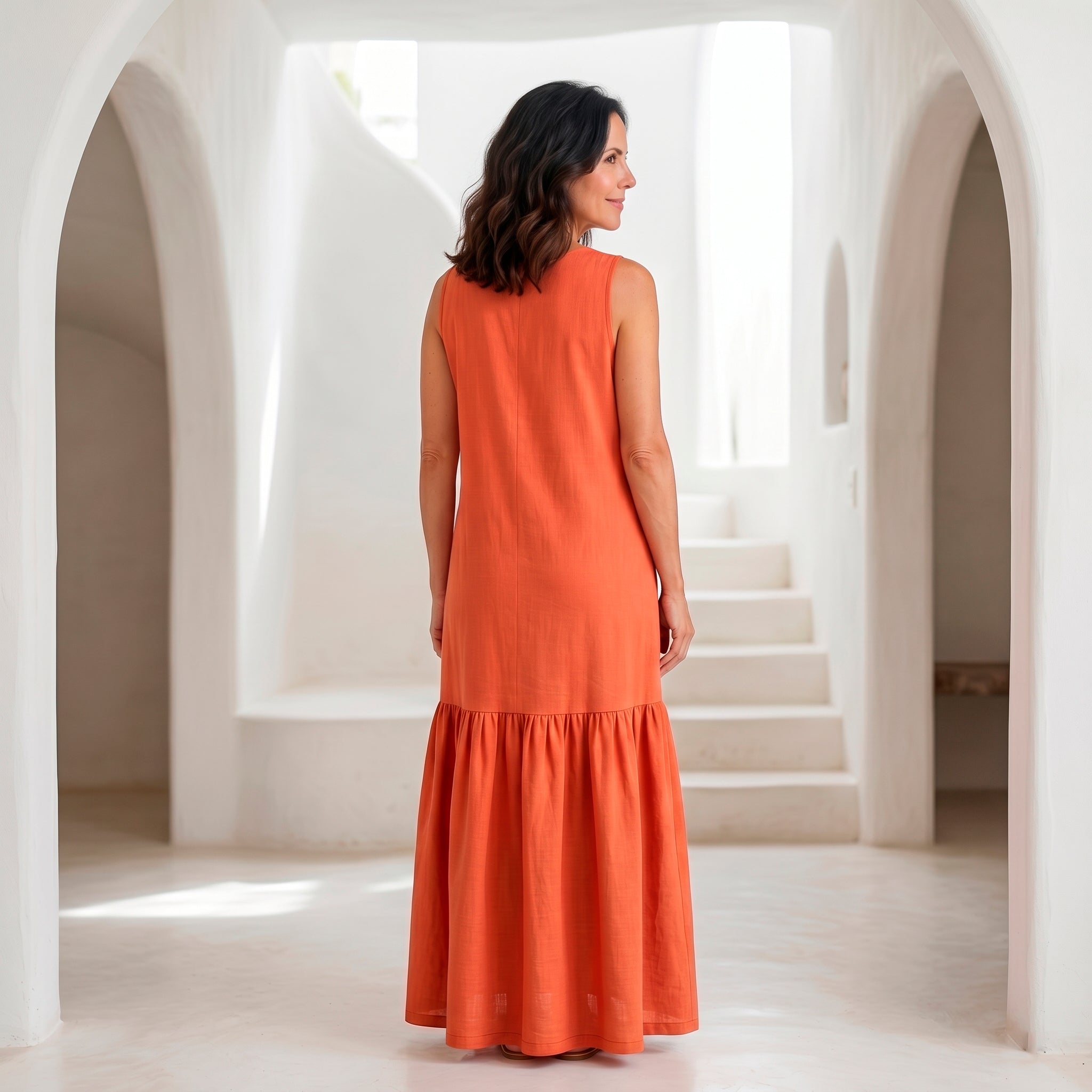 Vestido Longo Gola Careca com Babado — Terracota